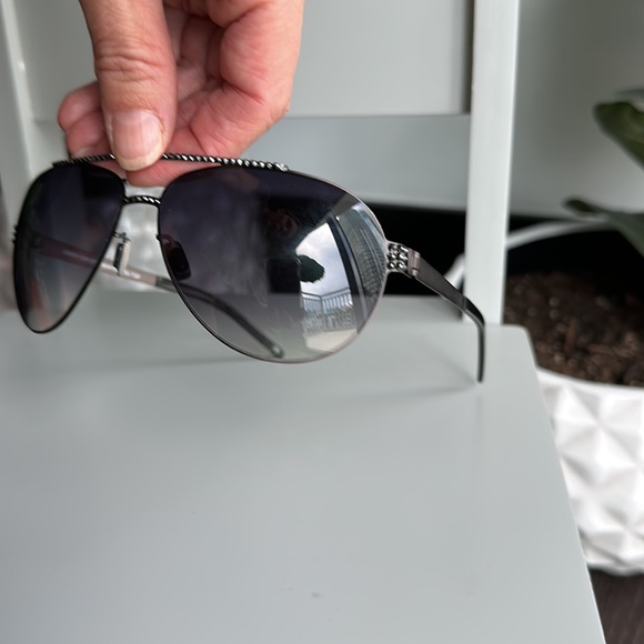 Jimmy crystal sunglasses with case - Picture 7 of 11